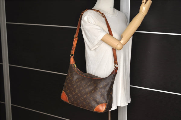 Authentic Louis Vuitton Monogram Boulogne 30 Shoulder Cross Bag M52165 LV 8110J