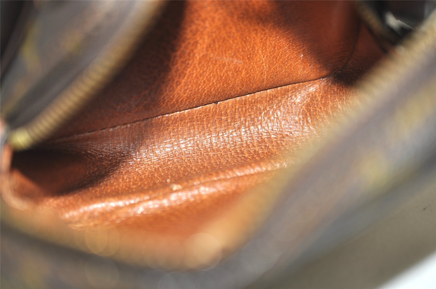 Authentic Louis Vuitton Monogram Amazone Shoulder Cross Body Bag Old Model 8114J