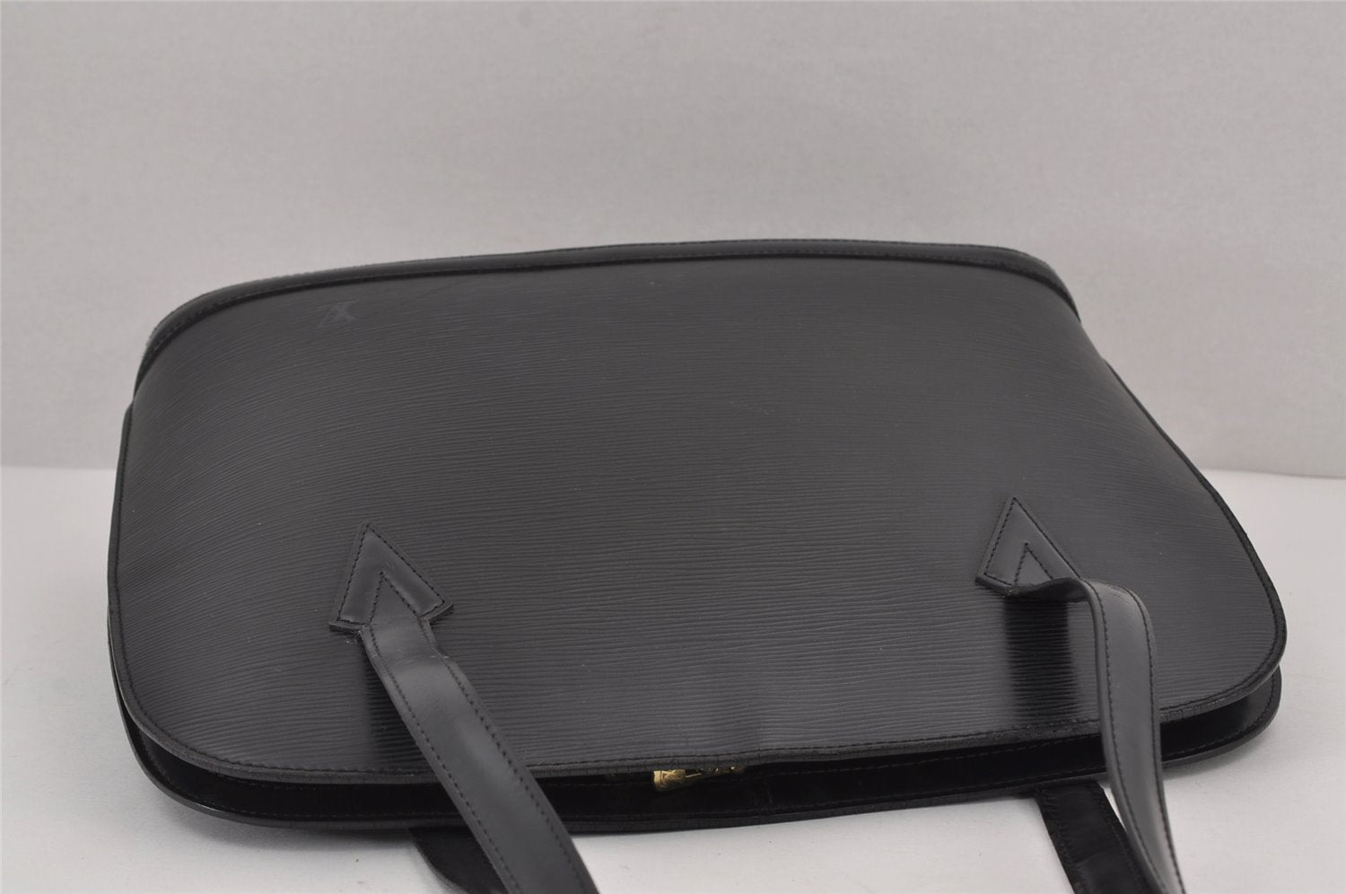 Authentic Louis Vuitton Epi Lussac Shoulder Tote Bag Black M52282 LV 8116J