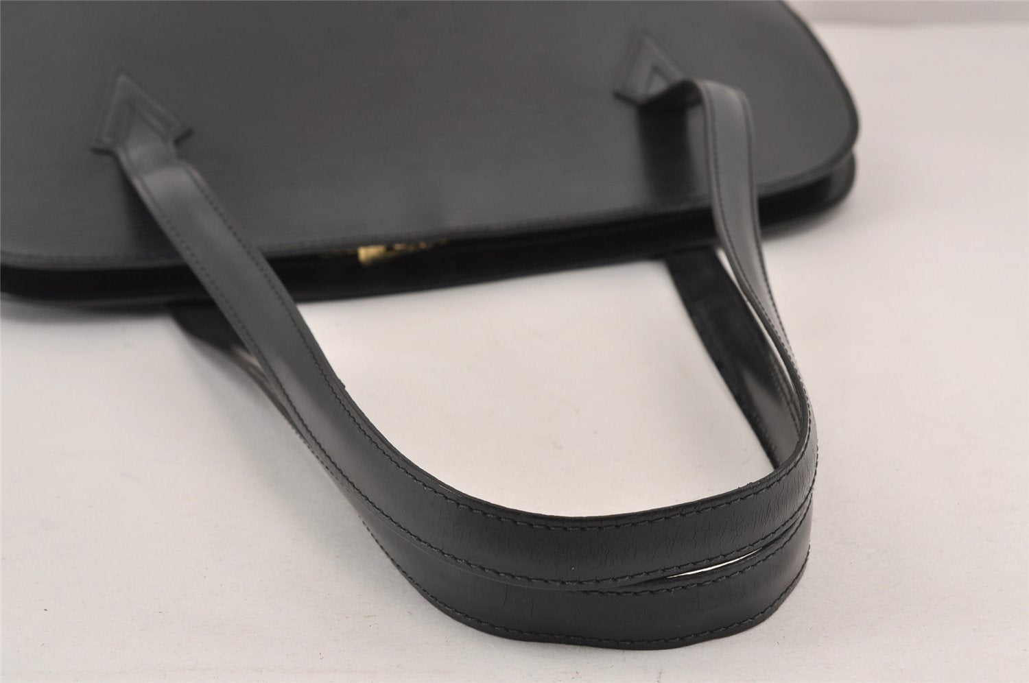 Authentic Louis Vuitton Epi Lussac Shoulder Tote Bag Black M52282 LV 8116J