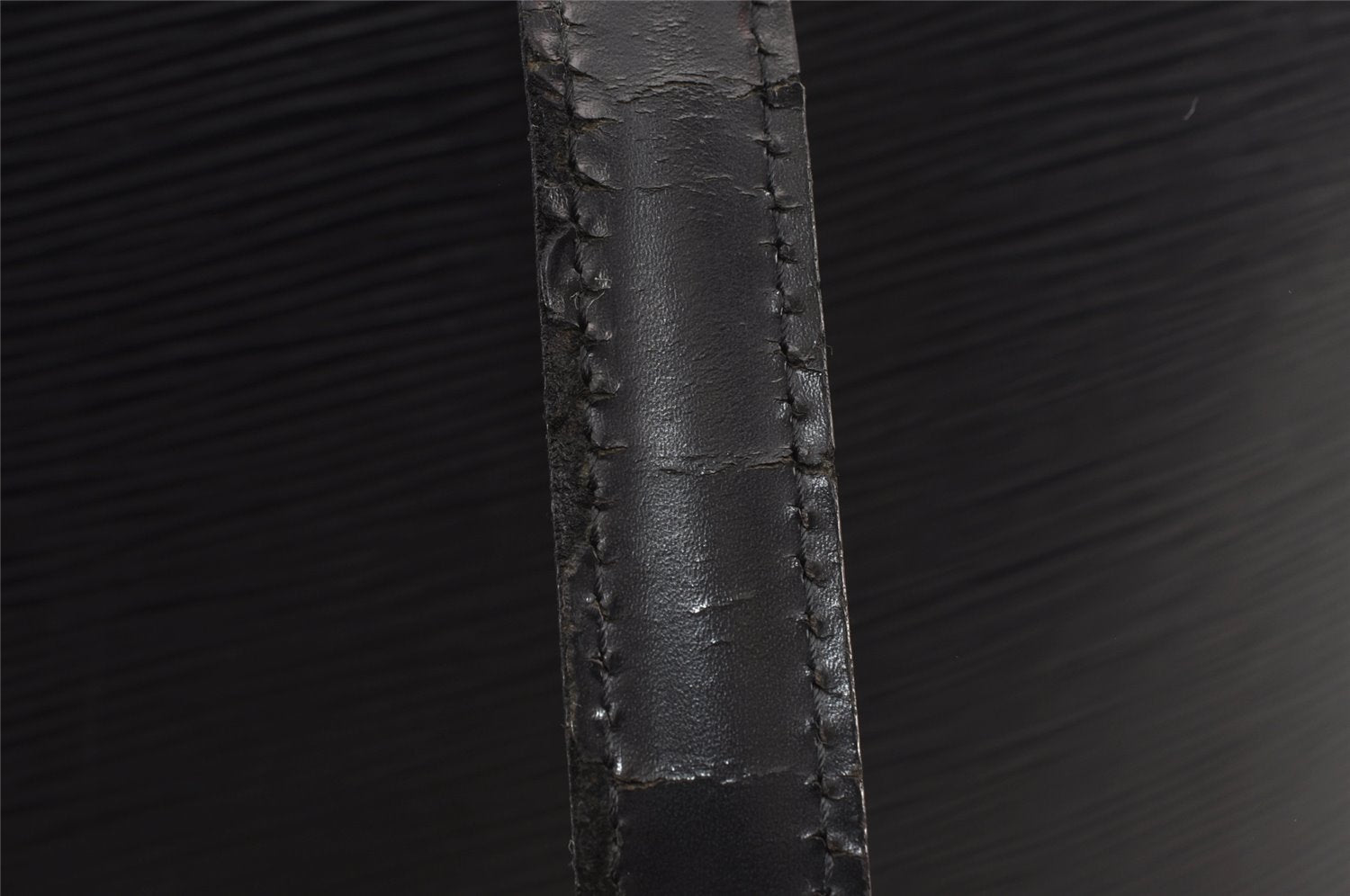 Authentic Louis Vuitton Epi Lussac Shoulder Tote Bag Black M52282 LV 8116J