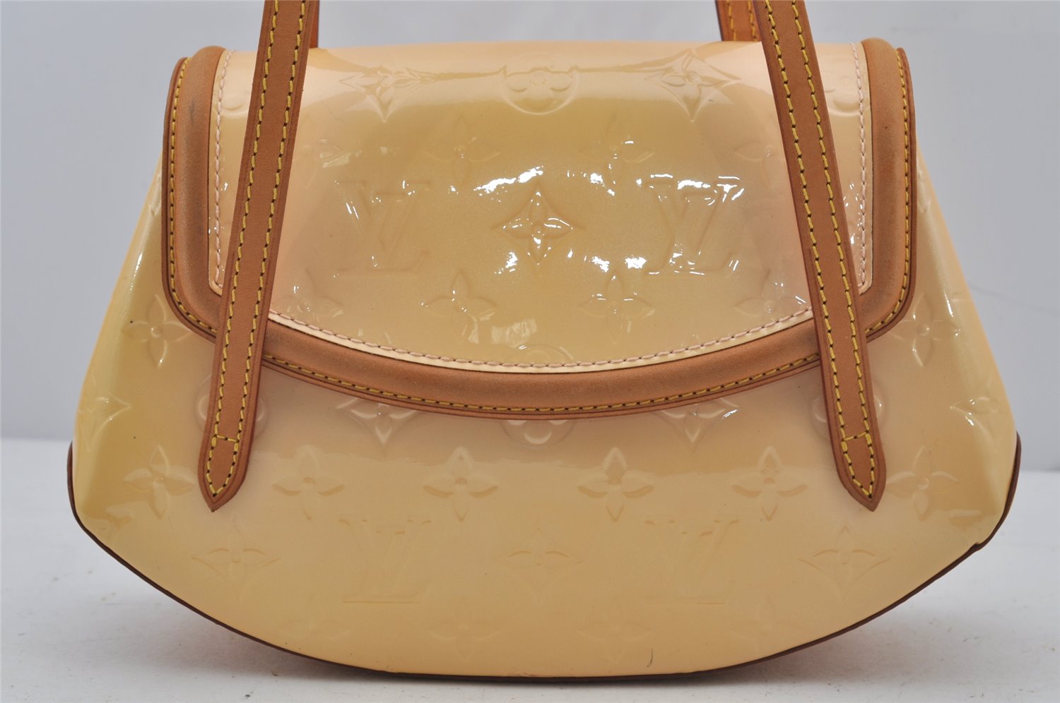 Authentic Louis Vuitton Vernis Biscayne Bay PM Shoulder Bag M91187 Yellow 8118J