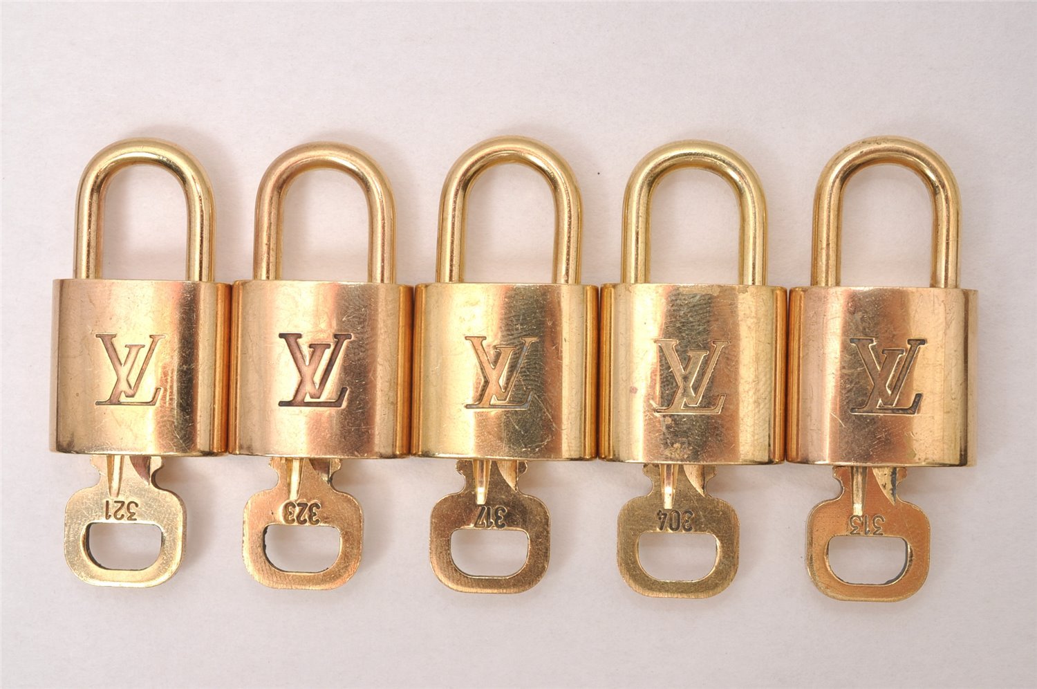 Authentic Louis Vuitton Padlock & Keys 10Set LV 8120I