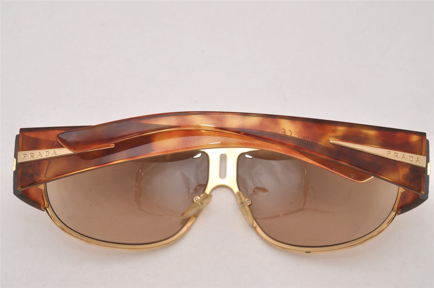 Authentic PRADA Sunglasses Vintage Tortoise Shell Plastic SPR60H Brown 8126I