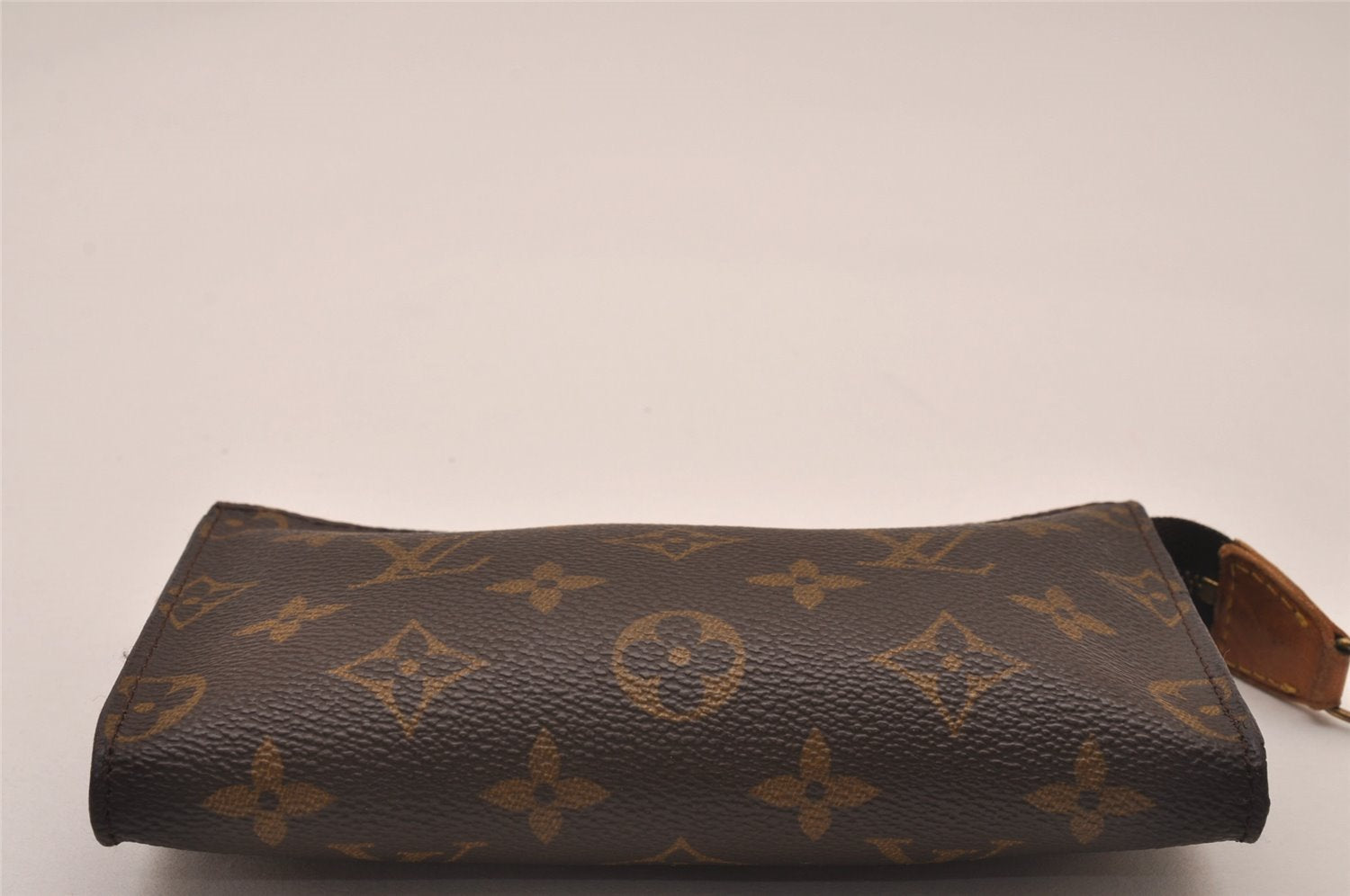 Authentic Louis Vuitton Monogram Pouch For Bucket PM LV 8132I