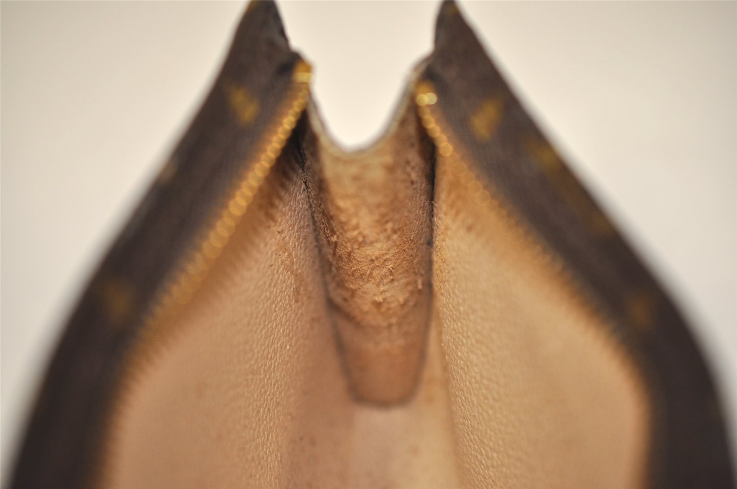 Authentic Louis Vuitton Monogram Pouch For Bucket PM LV 8132I