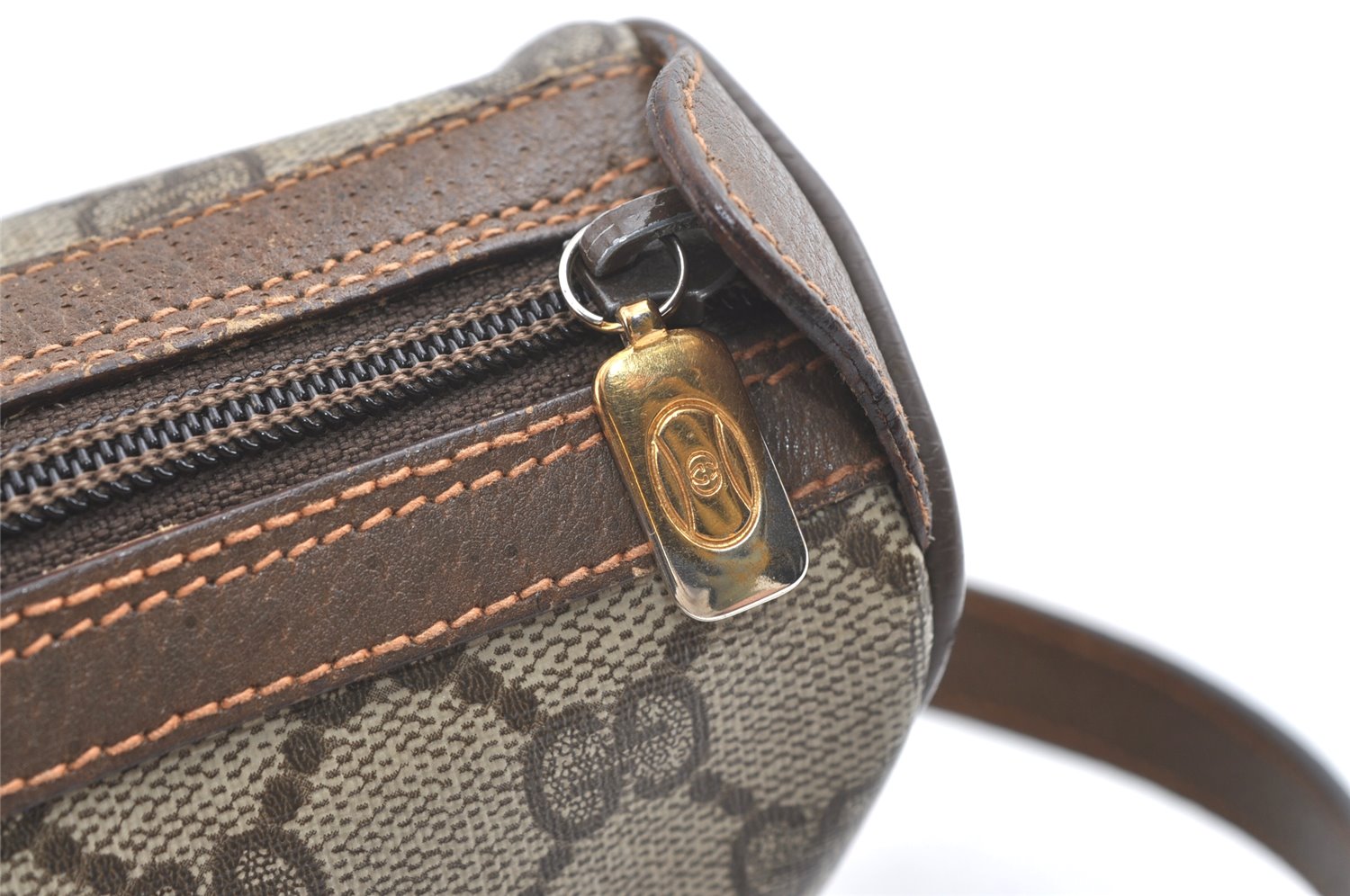 Authentic GUCCI Web Sherry Line Shoulder Cross Bag GG PVC Leather Brown 8132J