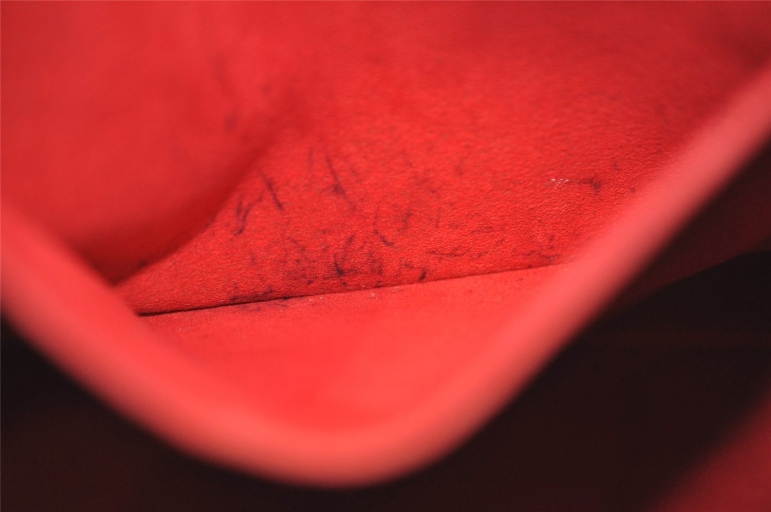 Authentic Louis Vuitton Damier Hampstead MM Shoulder Tote Bag N51204 LV 8133J