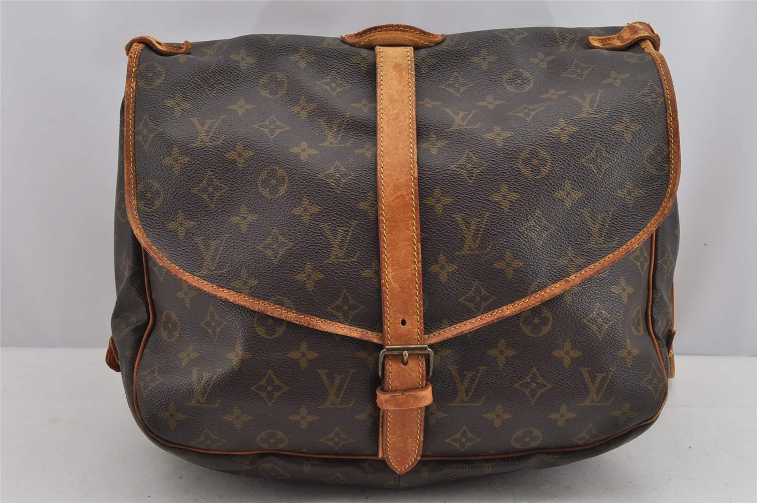Authentic Louis Vuitton Monogram Saumur 35 Shoulder Cross Bag M42254 LV 8138J