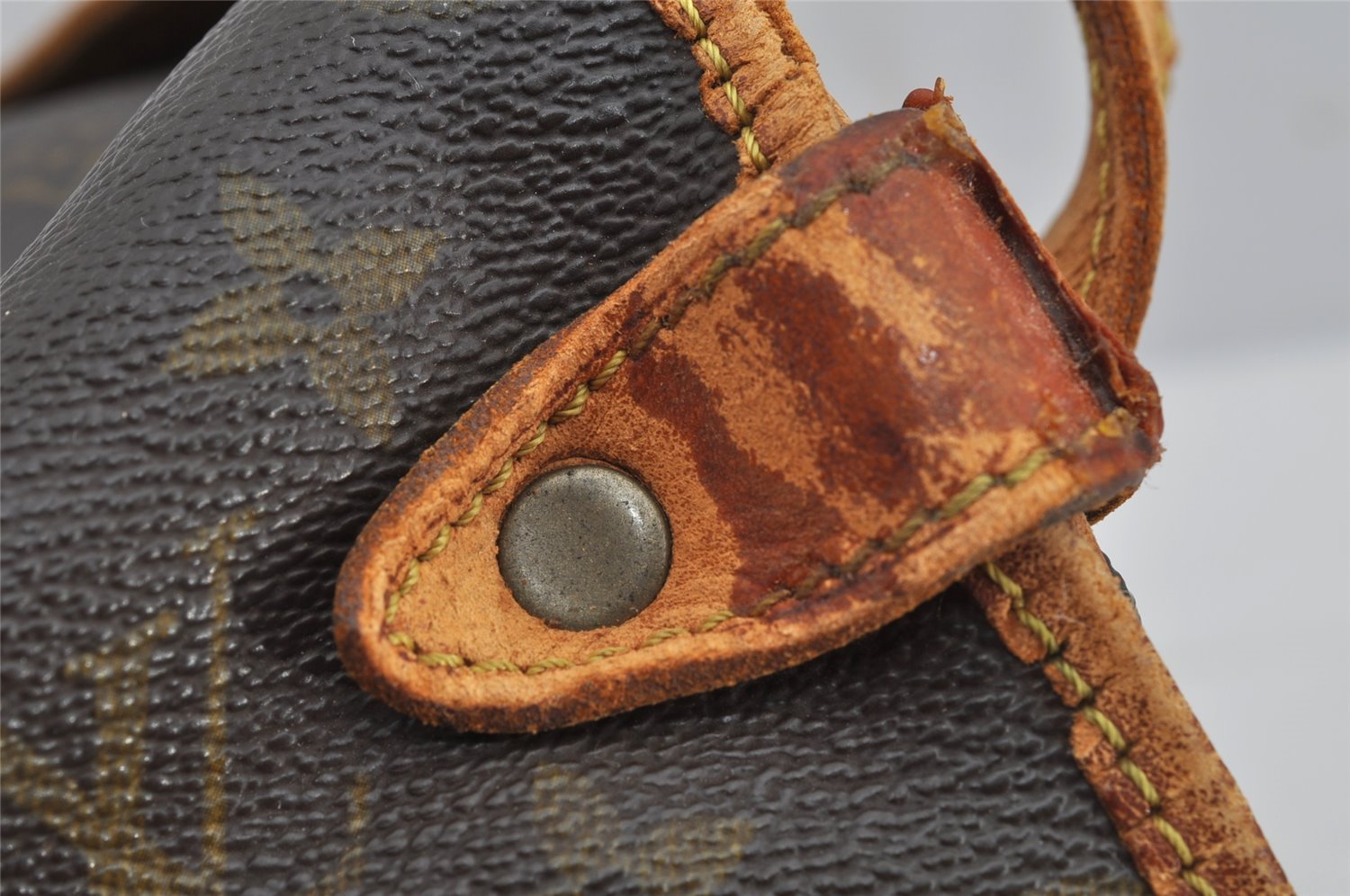 Authentic Louis Vuitton Monogram Saumur 35 Shoulder Cross Bag M42254 LV 8138J