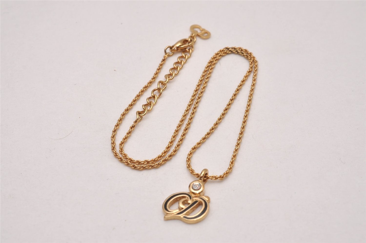 Auth Christian Dior Gold Tone Rhinestone Chain Pendant Necklace CD Box 8139I