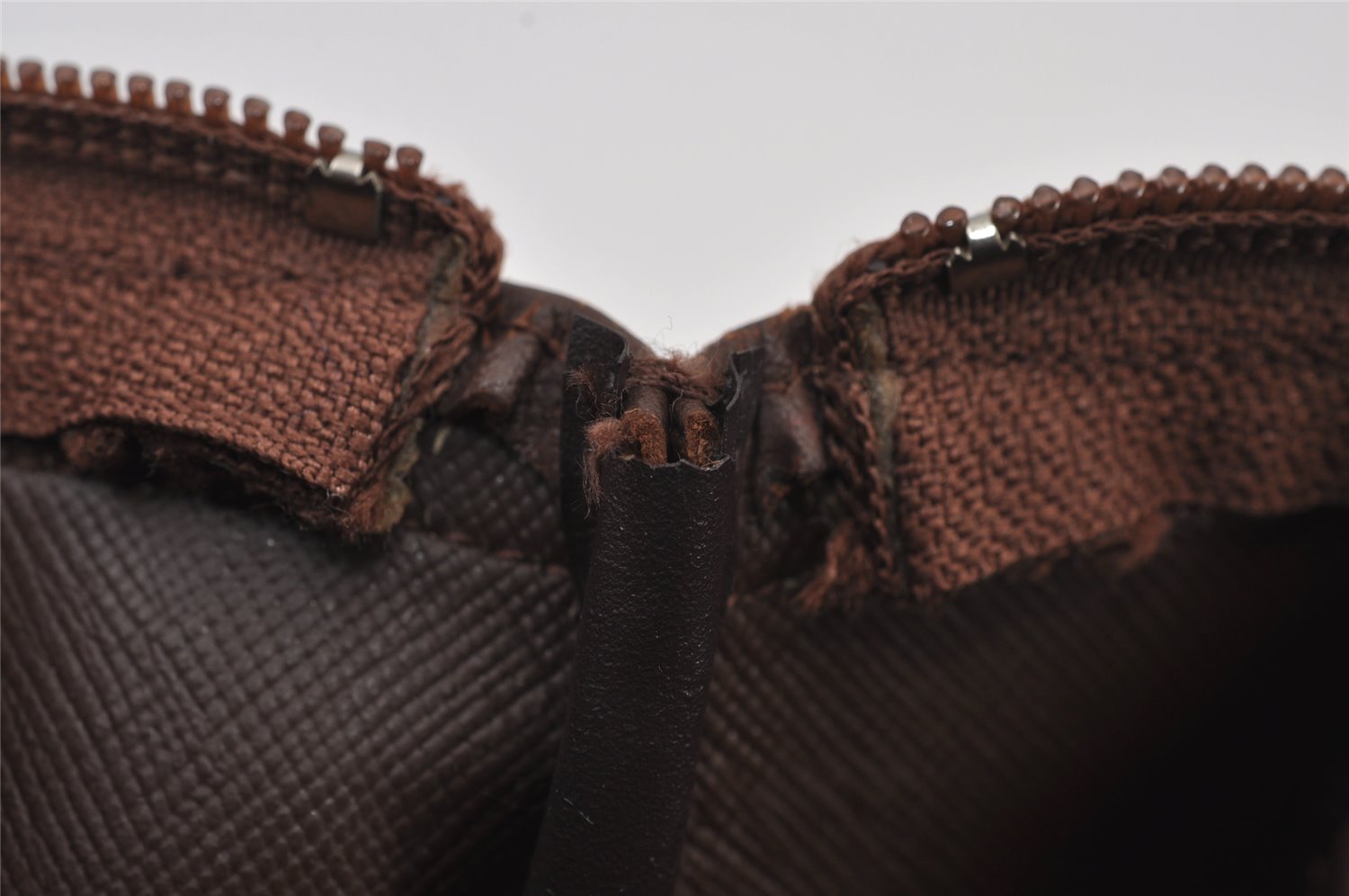 Authentic Burberrys Check Canvas Leather Clutch Hand Bag Purse Khaki Green 8148J