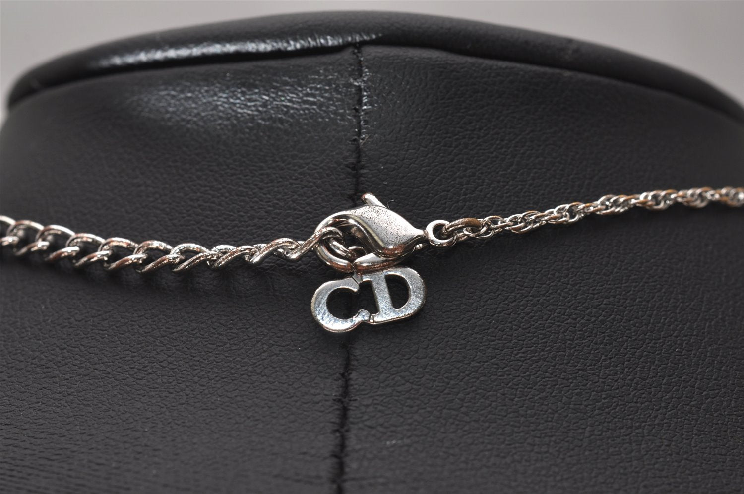 Authentic Christian Dior Silver Tone Chain Necklace CD Box 8150I