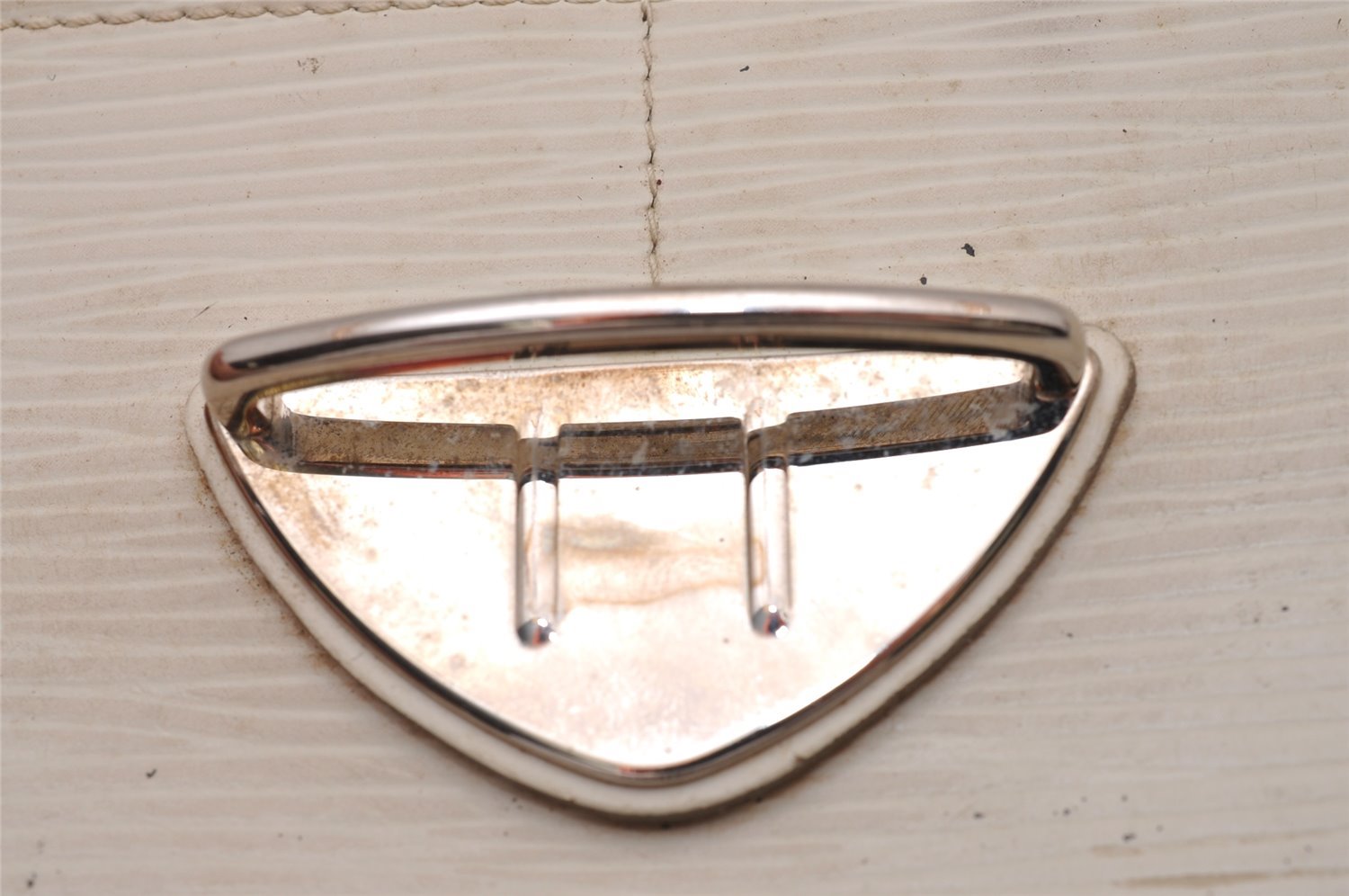 Authentic Louis Vuitton Epi Portefeuille Eugenie Long Wallet M6388J White 8152I