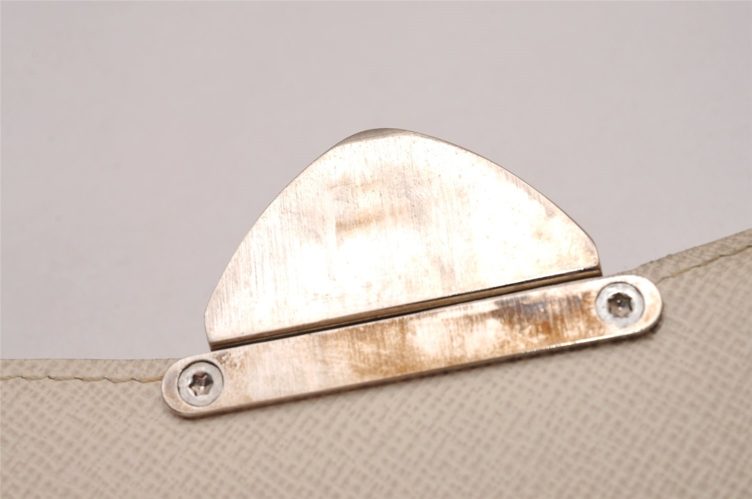 Authentic Louis Vuitton Epi Portefeuille Eugenie Long Wallet M6388J White 8152I