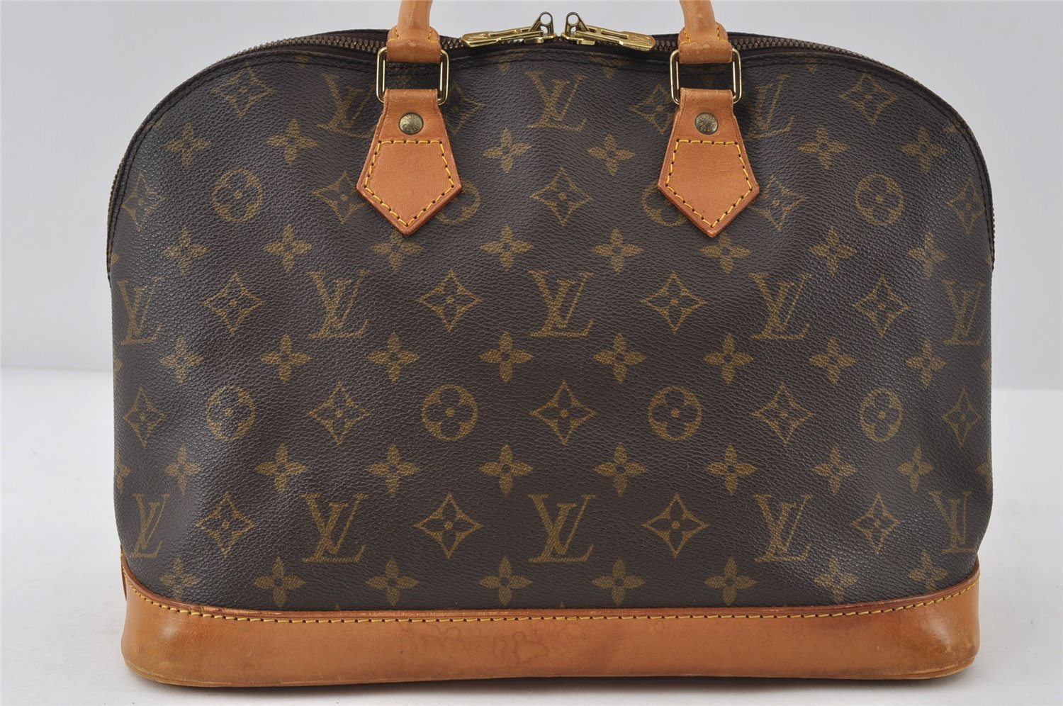 Authentic Louis Vuitton Monogram Alma Hand Bag Purse M51130 LV 8158I