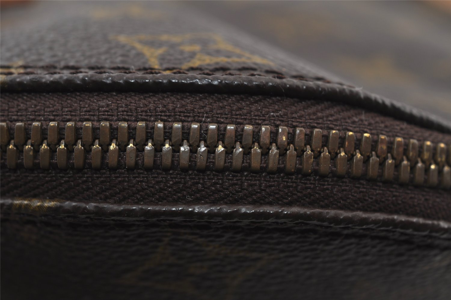 Authentic Louis Vuitton Monogram Alma Hand Bag Purse M51130 LV 8158I