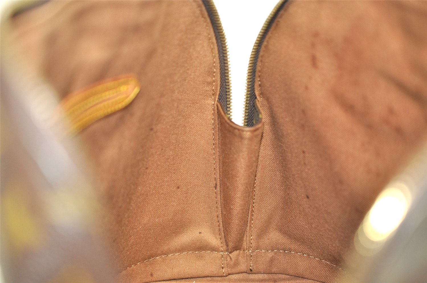 Authentic Louis Vuitton Monogram Alma Hand Bag Purse M51130 LV 8158I