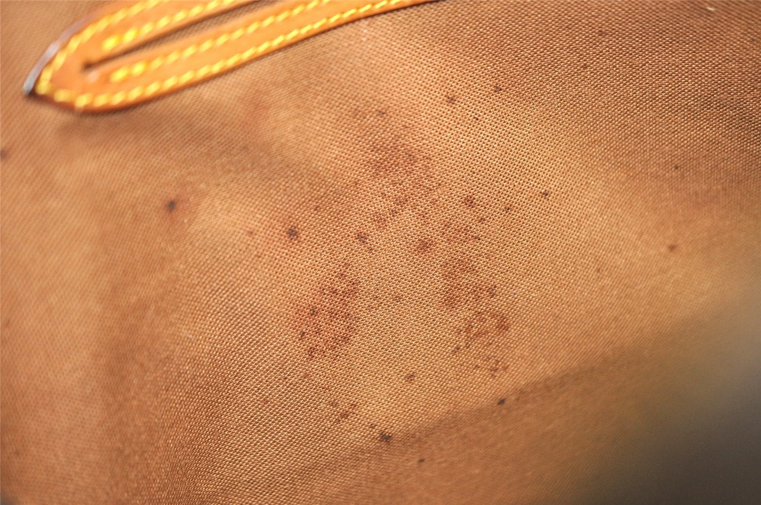 Authentic Louis Vuitton Monogram Alma Hand Bag Purse M51130 LV 8158I