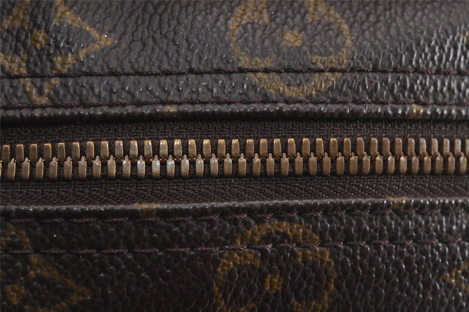 Authentic Louis Vuitton Monogram Reporter GM Shoulder Cross Bag M45252 LV 8159J