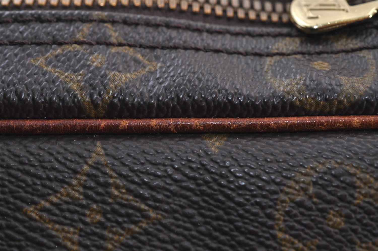 Authentic Louis Vuitton Monogram Reporter GM Shoulder Cross Bag M45252 LV 8159J