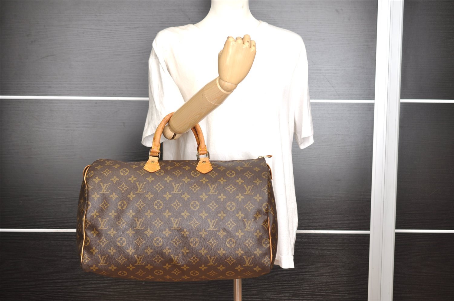 Authentic Louis Vuitton Monogram Speedy 40 Hand Boston Bag M41522 LV 8160I