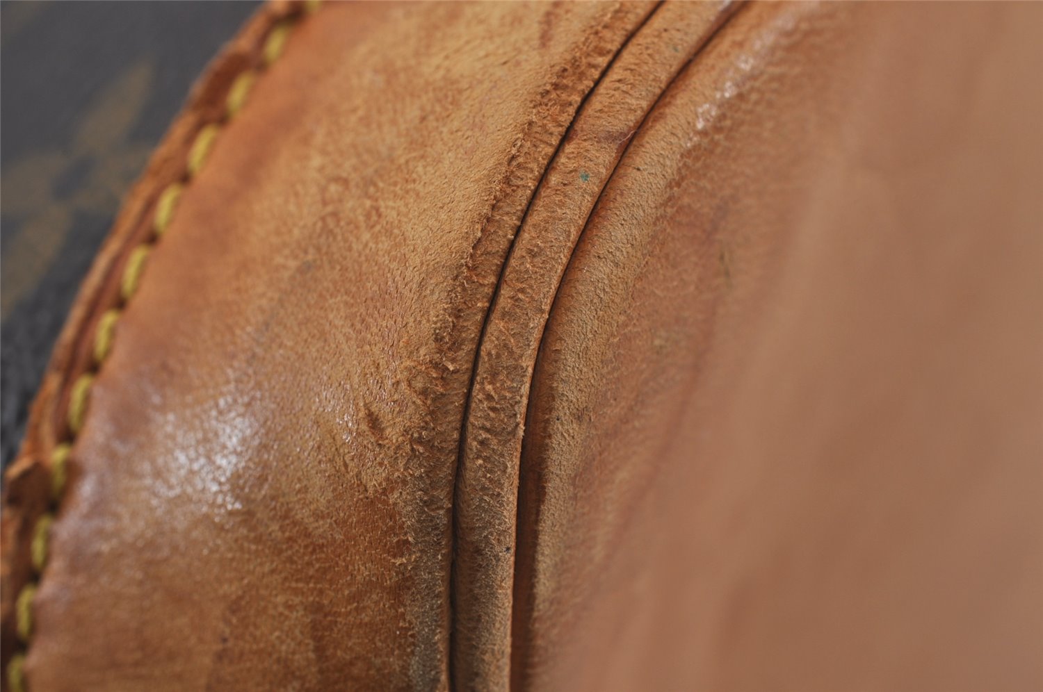 Authentic Louis Vuitton Monogram Alma Hand Bag Purse M51130 LV 8162J