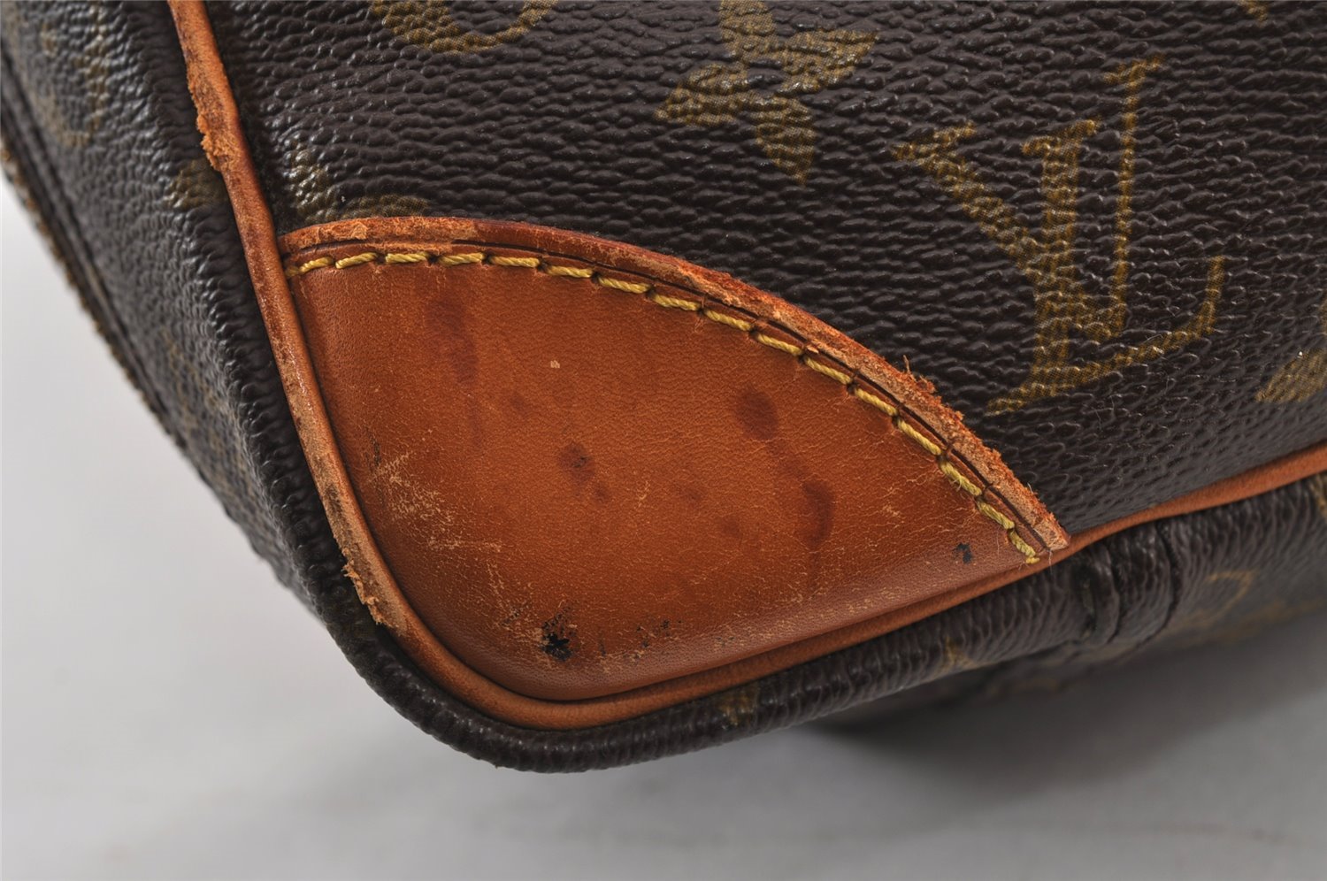 Authentic Louis Vuitton Monogram Sirius 45 Travel Boston Bag M41408 LV 8164J