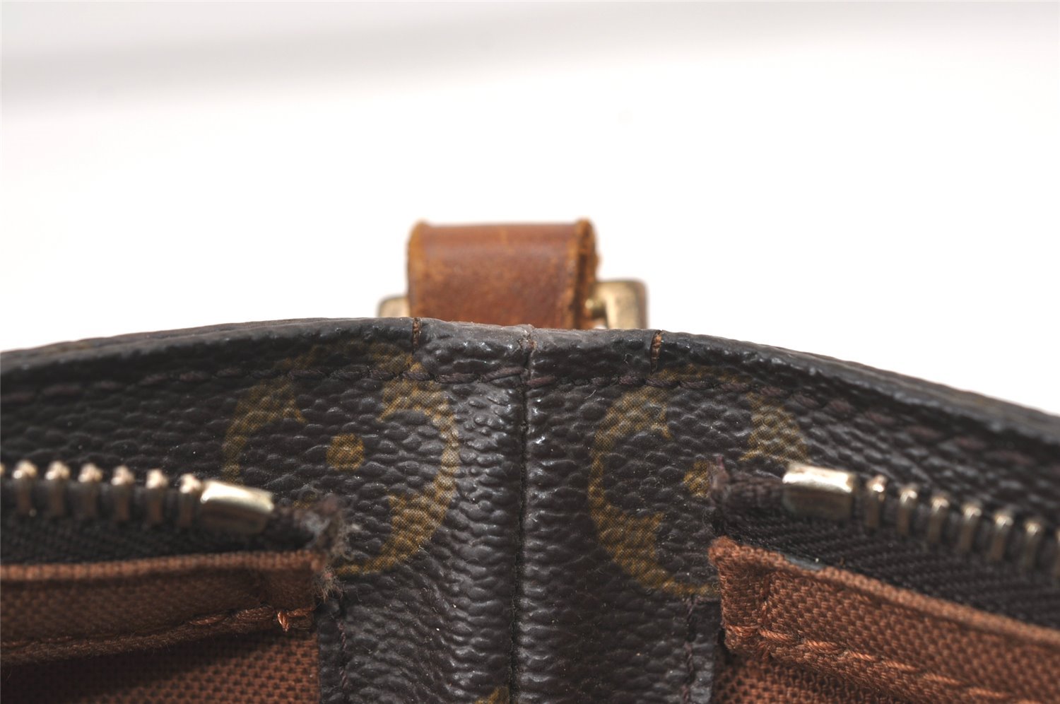 Authentic Louis Vuitton Monogram Trotteur Shoulder Cross Bag M51240 LV 8167J