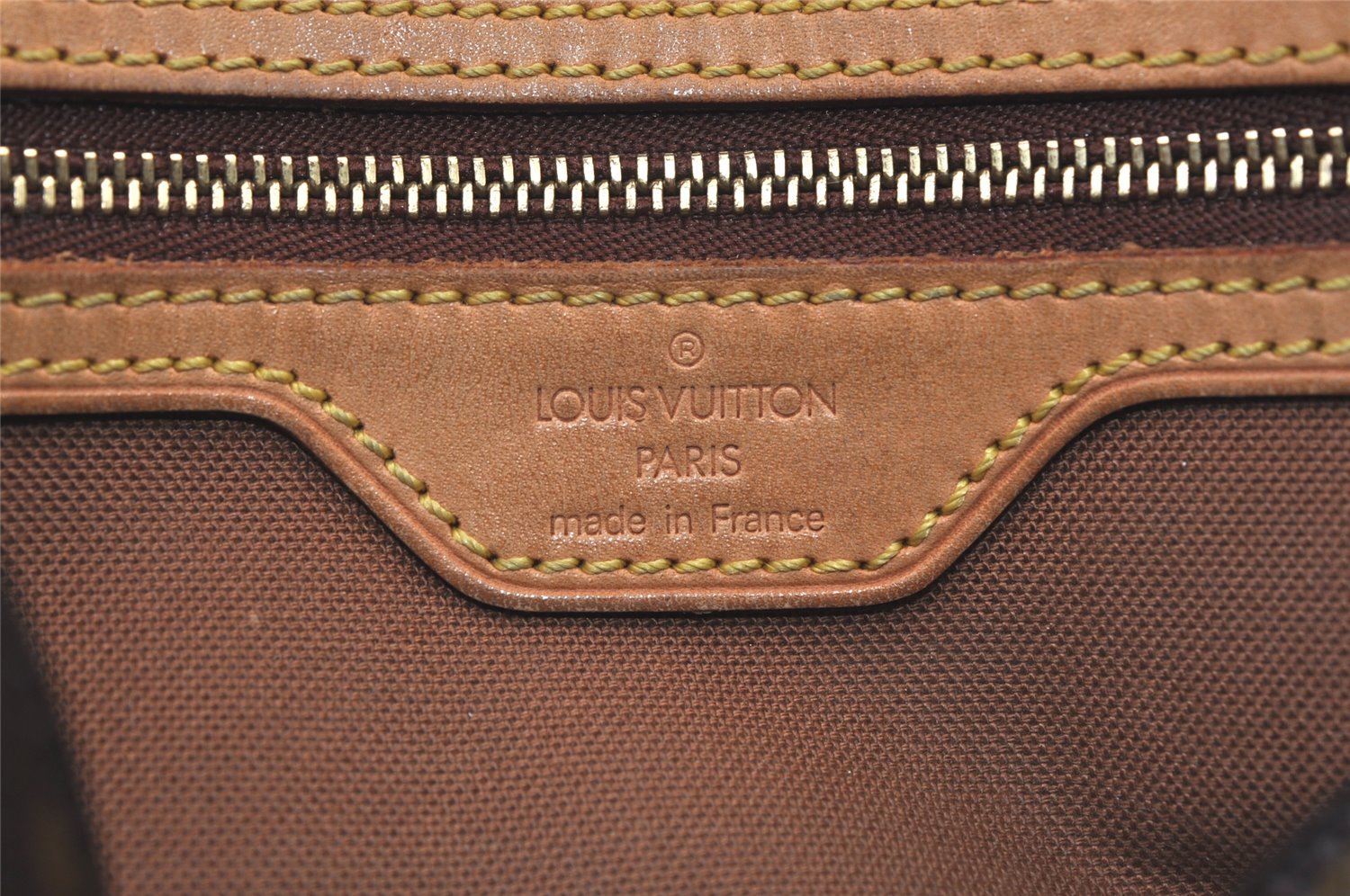 Authentic Louis Vuitton Monogram Trotteur Shoulder Cross Bag M51240 LV 8167J