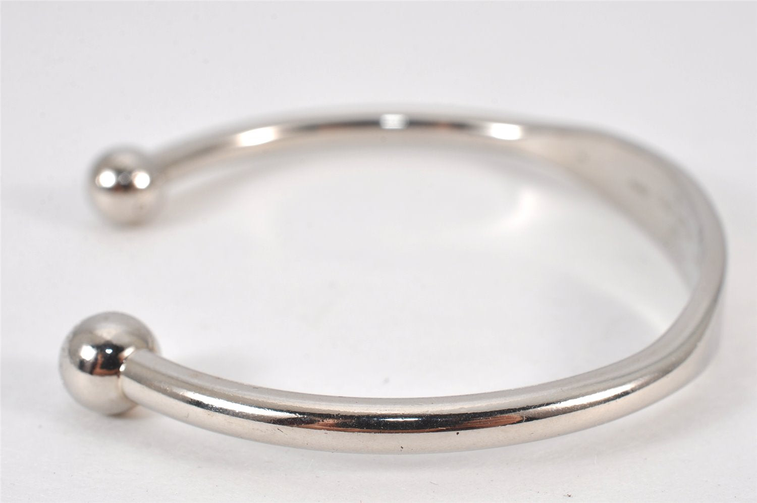 Auth Louis Vuitton Jonk Monogram Bracelet Bangle Silver Tone M64839 LV 8172K