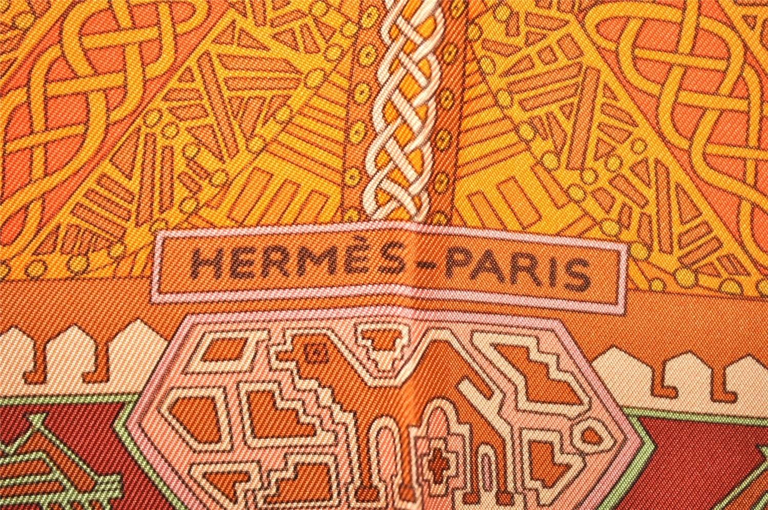 Authentic HERMES Carre 90 Scarf 