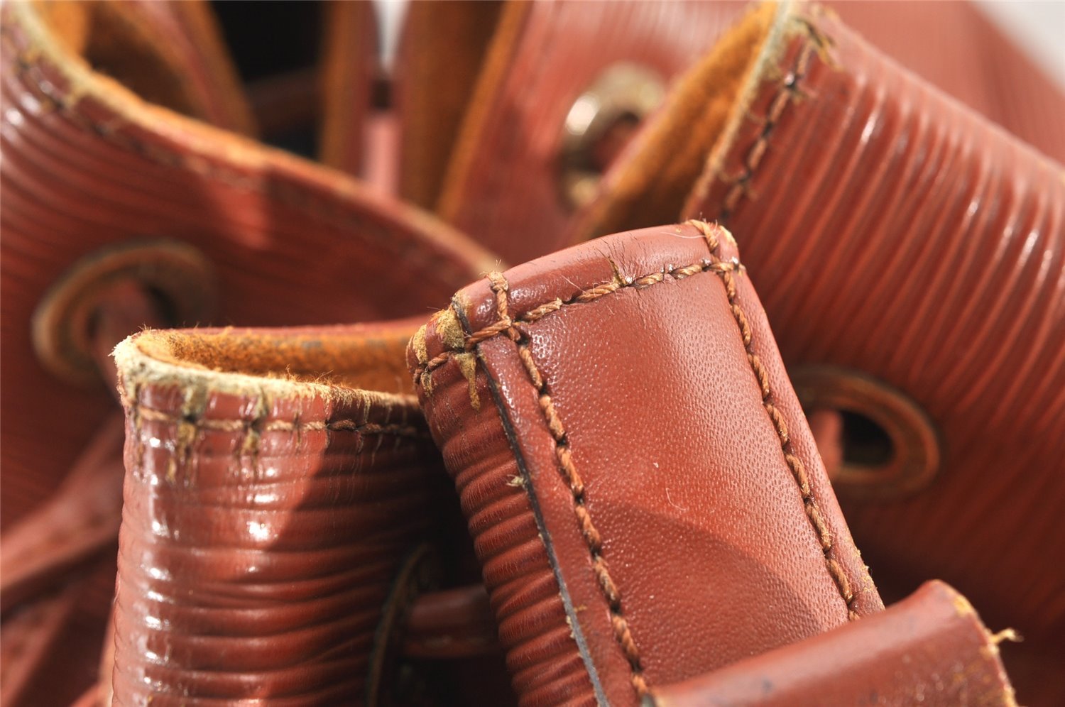 Authentic Louis Vuitton Epi Noe Shoulder Drawstring Bag Brown M44028 Junk 8178I