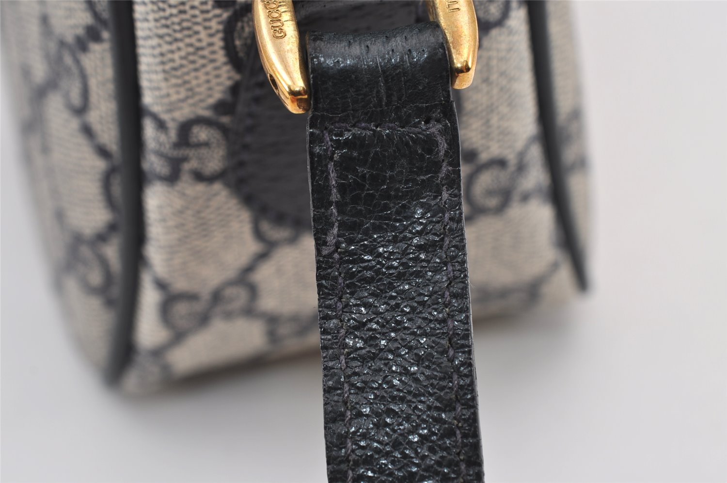 Authentic GUCCI Sherry Line Shoulder Cross Bag GG PVC Leather Navy Blue 8178J