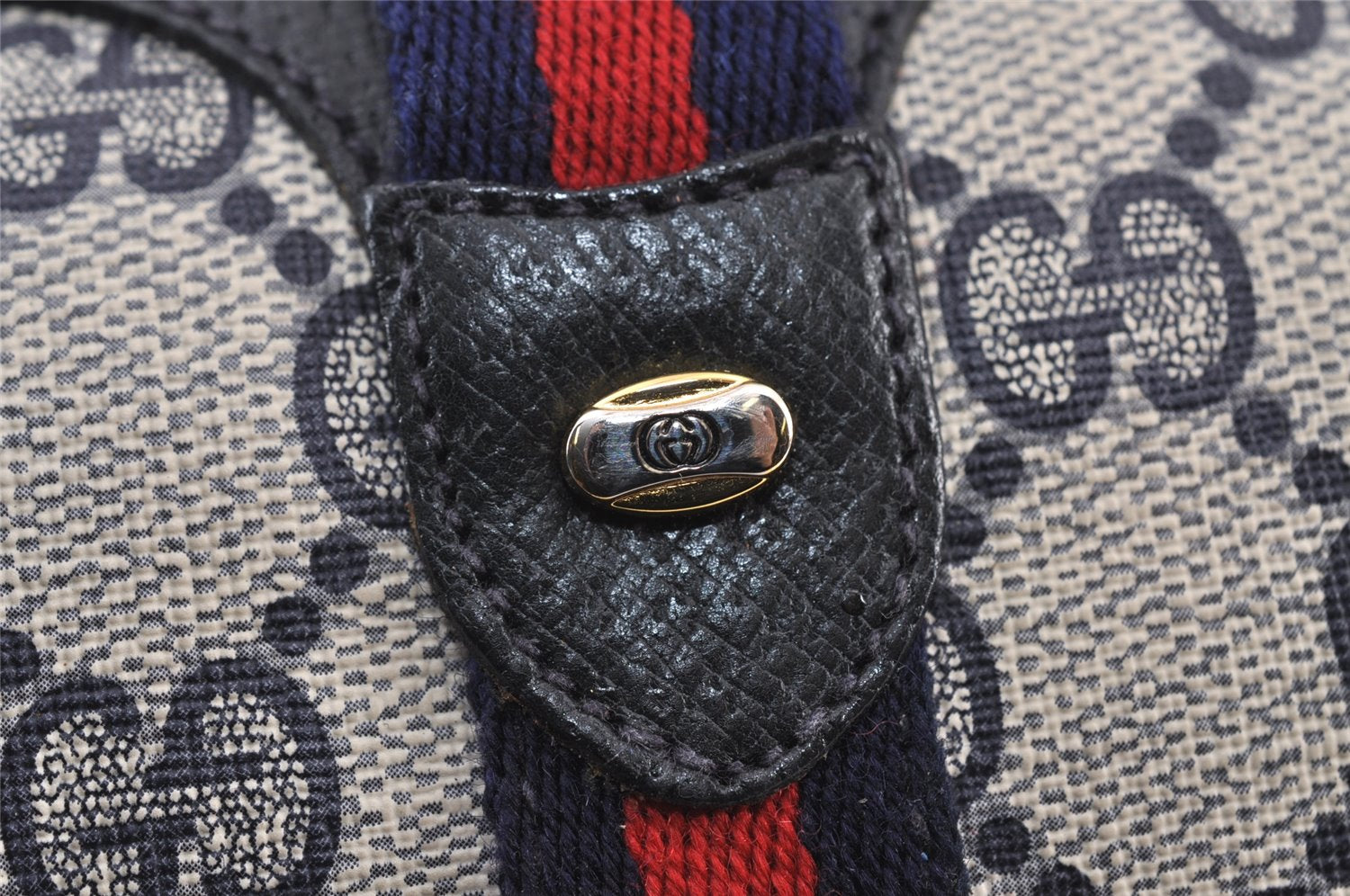 Authentic GUCCI Sherry Line Shoulder Cross Bag GG PVC Leather Navy Blue 8178J