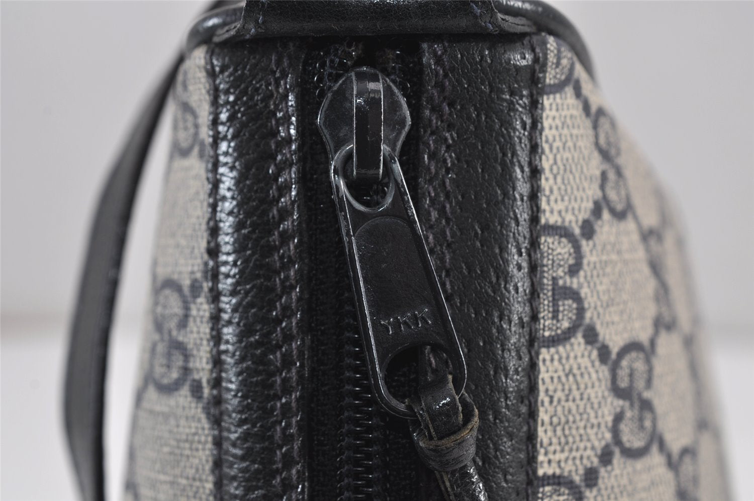 Authentic GUCCI Sherry Line Shoulder Cross Bag GG PVC Leather Navy Blue 8178J