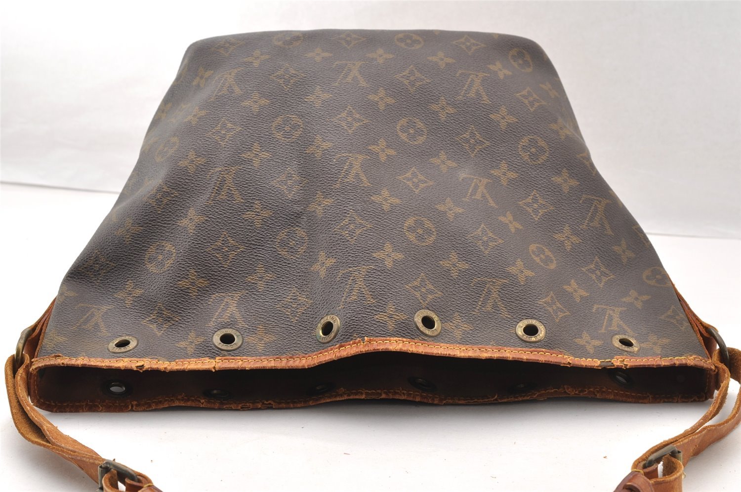 Authentic Louis Vuitton Monogram Petit Noe M42226 Shoulder Drawstring Bag 8179I