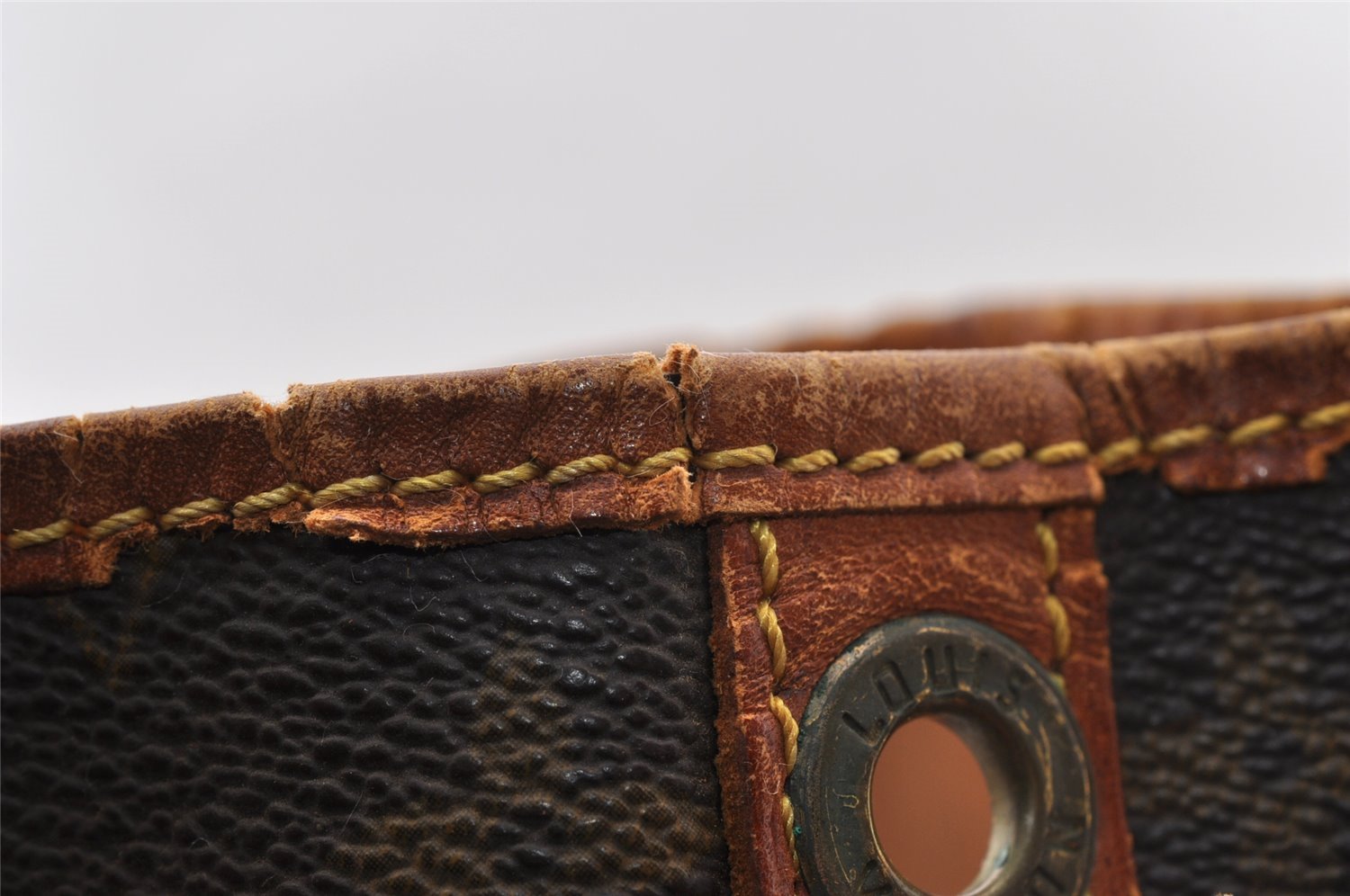 Authentic Louis Vuitton Monogram Petit Noe M42226 Shoulder Drawstring Bag 8179I