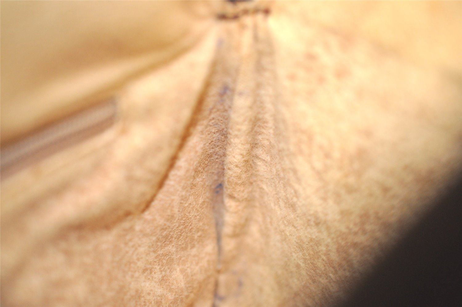 Authentic GUCCI Vintage Shoulder Cross Body Bag Purse GG PVC Leather Brown 8179J