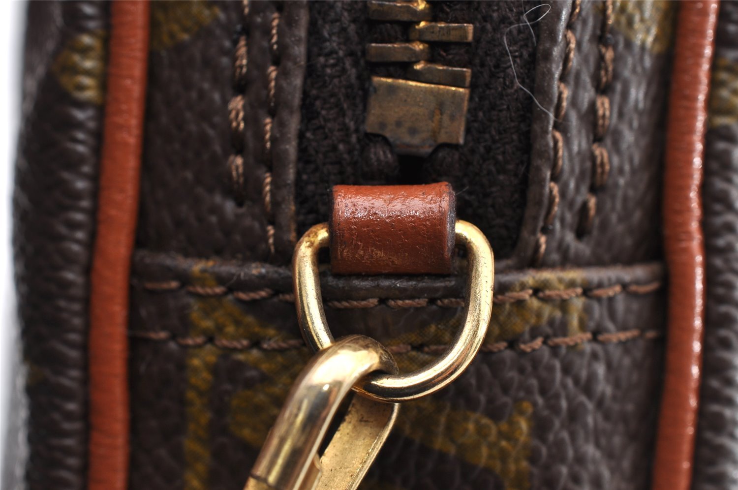 Auth Louis Vuitton Monogram Mini Poche Danube Shoulder Cross Bag Old Model 8186I