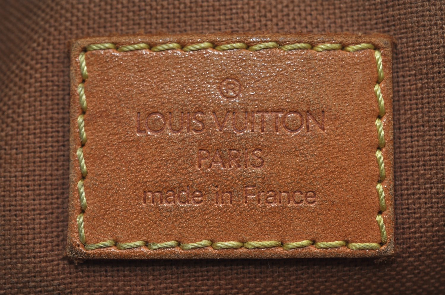 Authentic Louis Vuitton Monogram Pochette Bosphore Shoulder Bag M40044 LV 8188I