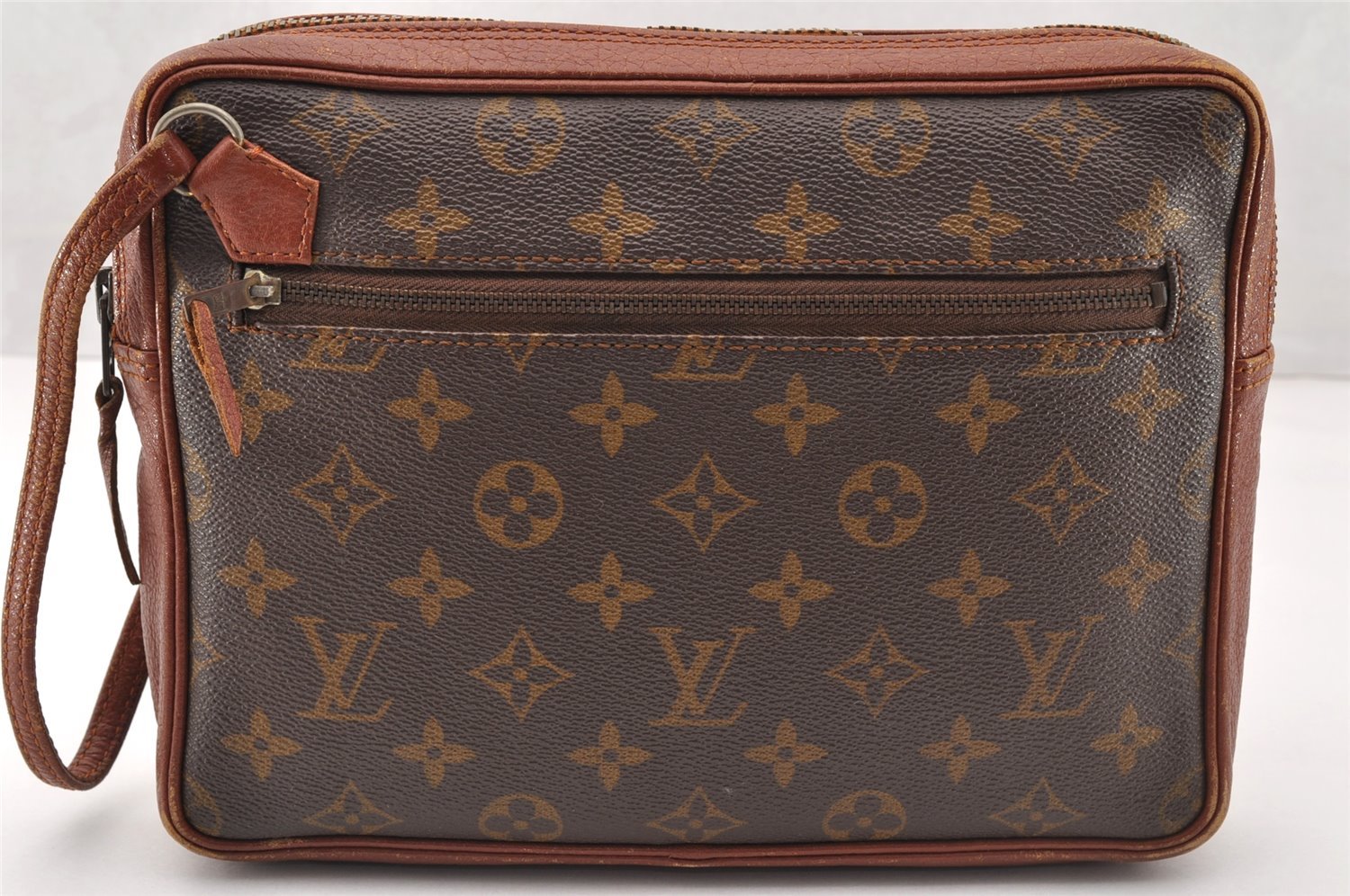 Authentic Louis Vuitton Monogram Pochette Sport Clutch Hand Bag Old Model 8189I
