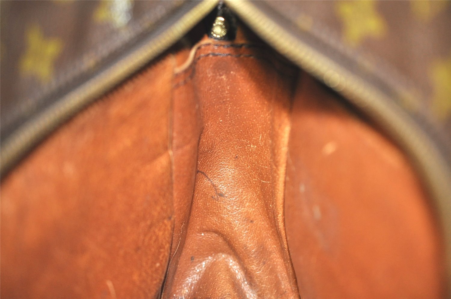 Authentic Louis Vuitton Monogram Nile Shoulder Cross Body Bag Old Model LV 8191J