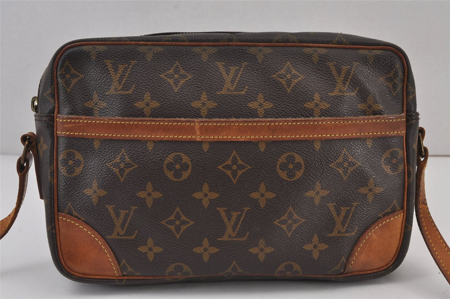 Authentic Louis Vuitton Monogram Trocadero 27 Shoulder Bag M51274 Junk 8192J