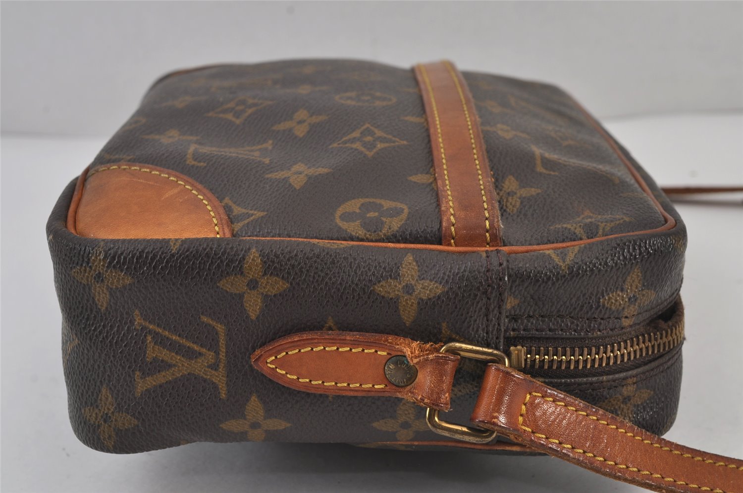 Authentic Louis Vuitton Monogram Trocadero 27 Shoulder Bag M51274 Junk 8192J