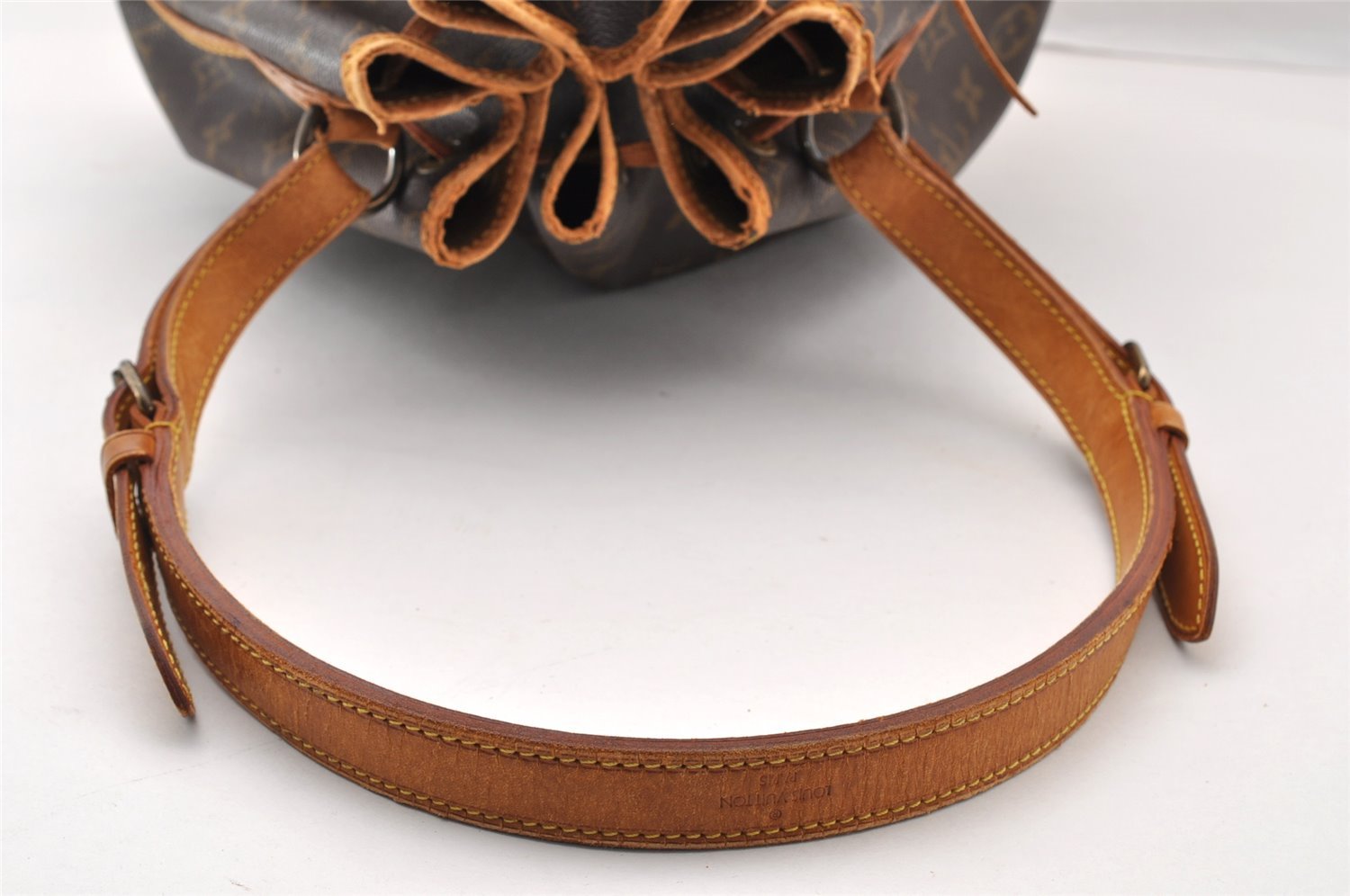 Authentic Louis Vuitton Monogram Noe Shoulder Drawstring Bag M42224 LV 8193I