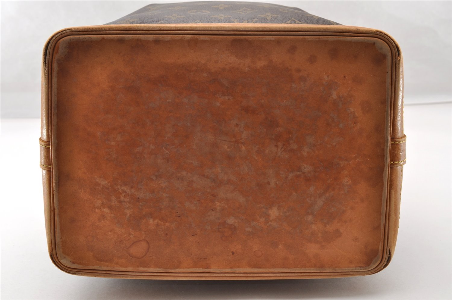 Authentic Louis Vuitton Monogram Noe Shoulder Drawstring Bag M42224 LV 8193I