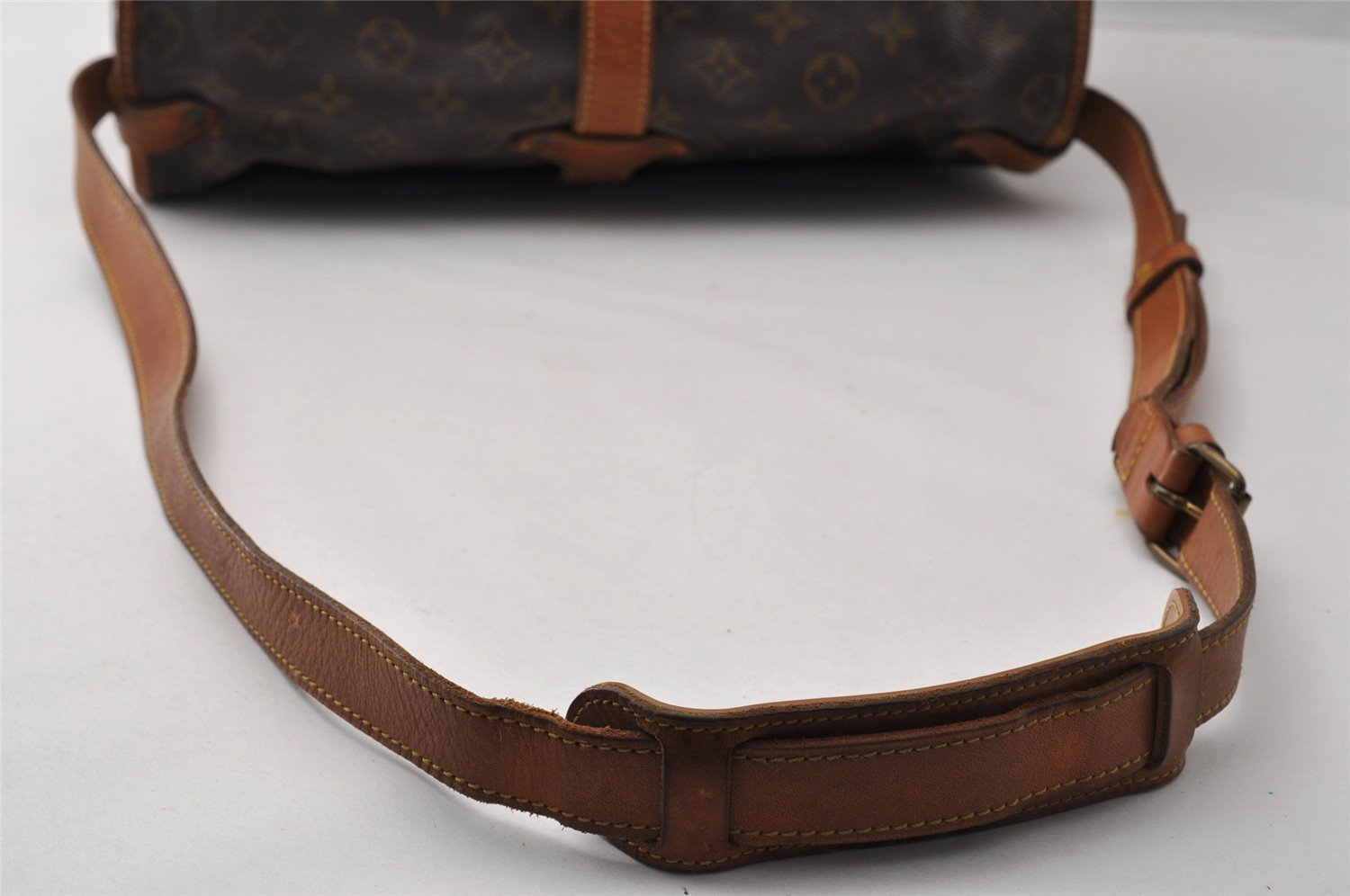 Authentic Louis Vuitton Monogram Saumur 35 Shoulder Cross Bag M42254 LV 8194I
