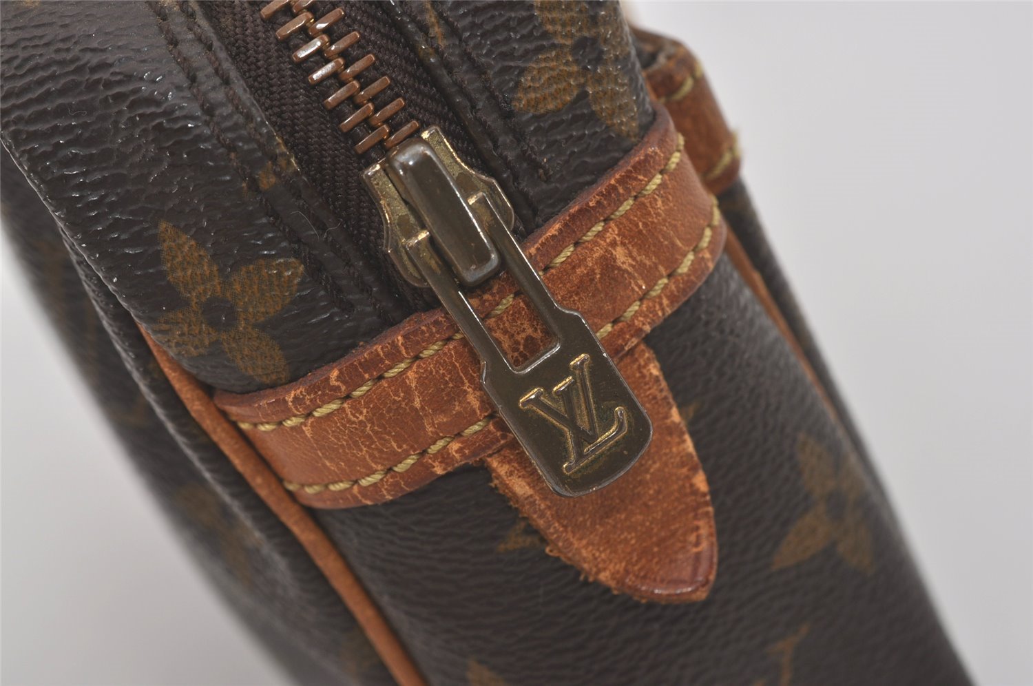 Authentic Louis Vuitton Monogram Compiegne 23 Clutch Hand Bag M51847 LV 8198I