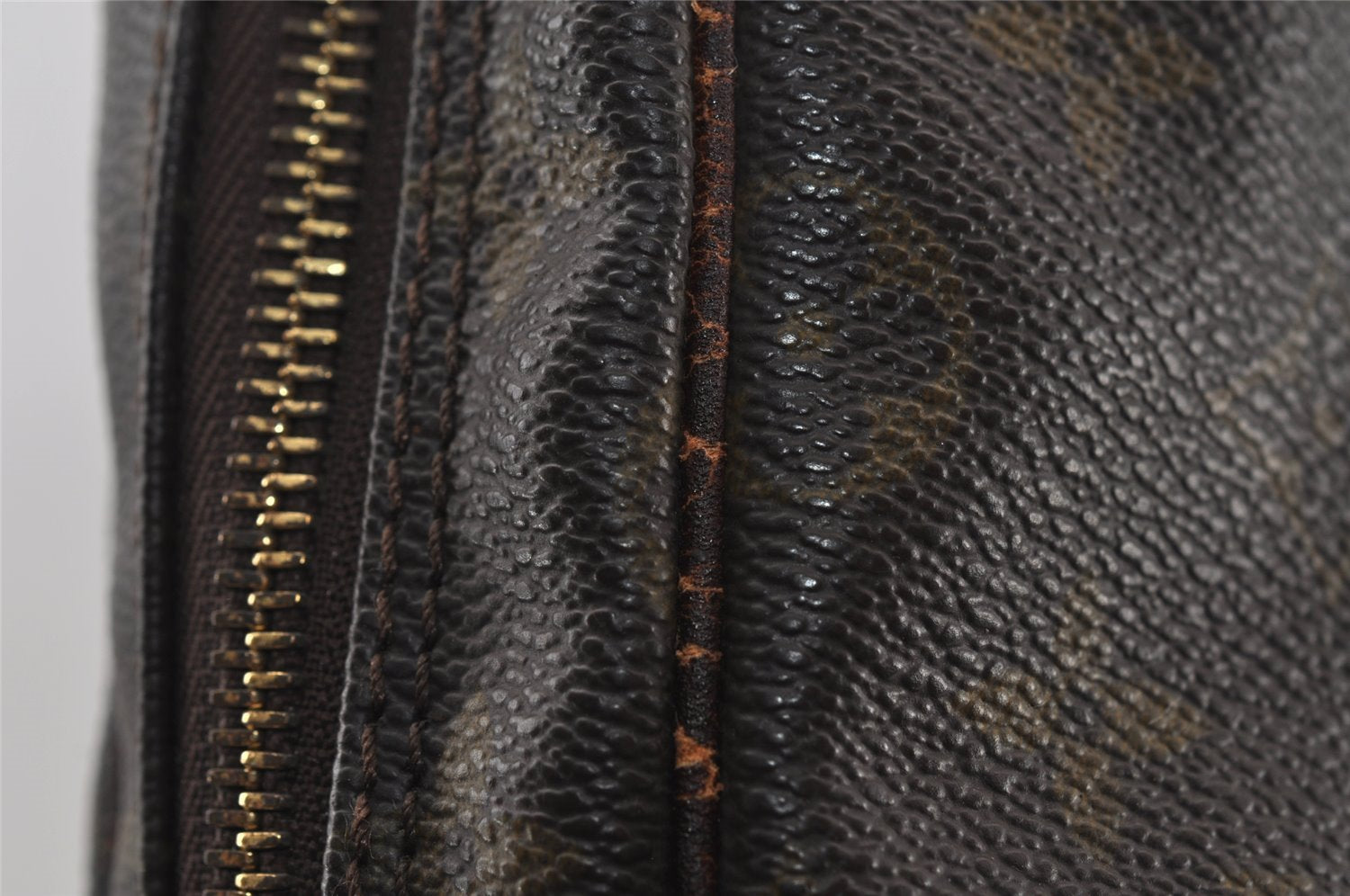 Authentic Louis Vuitton Monogram Porte Documents Voyage M53361 Briefcase 8200I